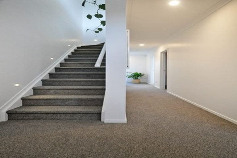 Photo of property in 25/1 Scott Road, Hobsonville, Auckland, 0616