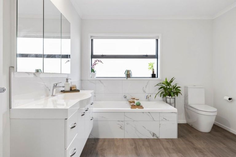 Photo of property in 65 Puhirake Crescent, Pyes Pa, Tauranga, 3112
