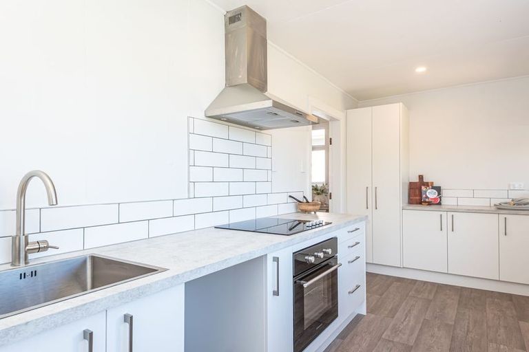 Photo of property in 18 Newcastle Street, Phillipstown, Christchurch, 8011