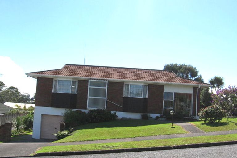 Photo of property in 45a Savoy Road, Glen Eden, Auckland, 0602