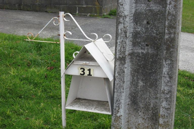 Photo of property in 31 Fraser Street, Wainuiomata, Lower Hutt, 5014