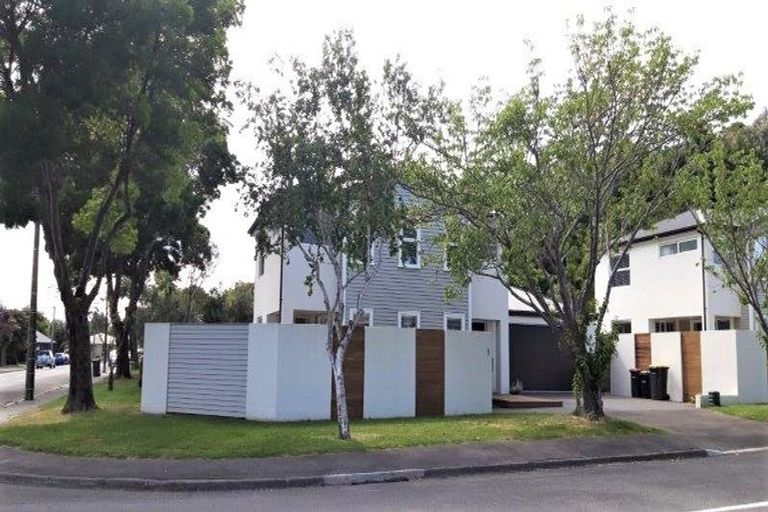 Photo of property in 1 Parklands Drive, Huntsbury, Christchurch, 8022