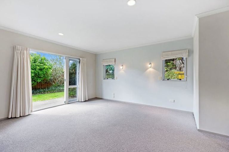 Photo of property in 7 Saint Clair Place, Papamoa Beach, Papamoa, 3118