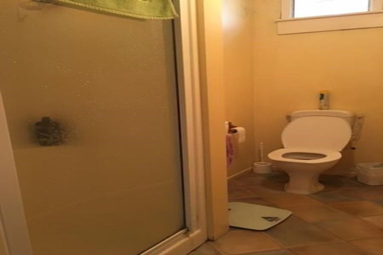 Photo of property in 74 Peverel Street, Riccarton, Christchurch, 8041