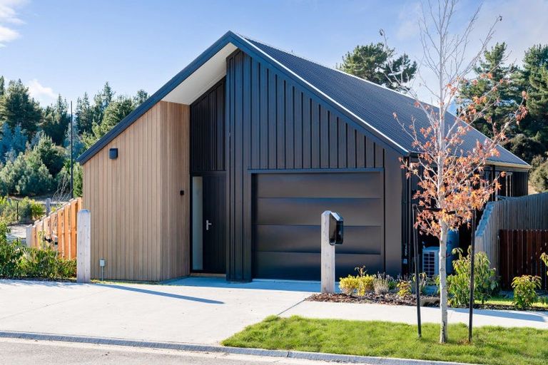 Photo of property in Northlake, 40 Malvern Road, Wanaka, 9305