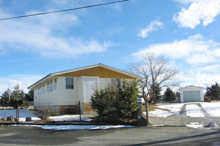 Photo of property in 51 Rata Road, Twizel, 7901