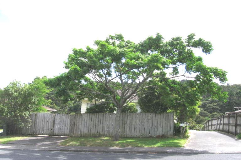 Photo of property in 1/130 Lynn Road, Bayview, Auckland, 0629
