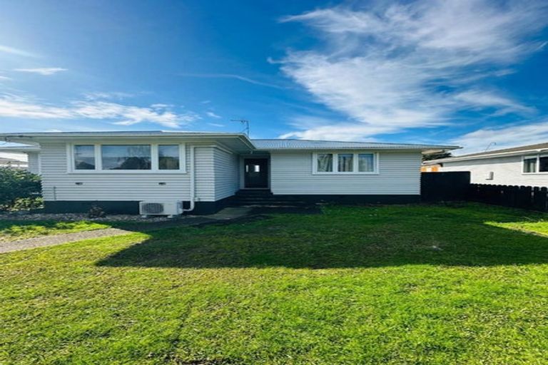 Photo of property in 1/35 Hill Crescent, Papakura, 2110