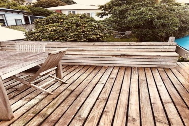 Photo of property in 74 Ellice Street, Mount Victoria, Wellington, 6011