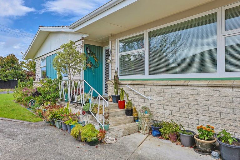 Photo of property in 52 Upham Street, Havelock North, 4130
