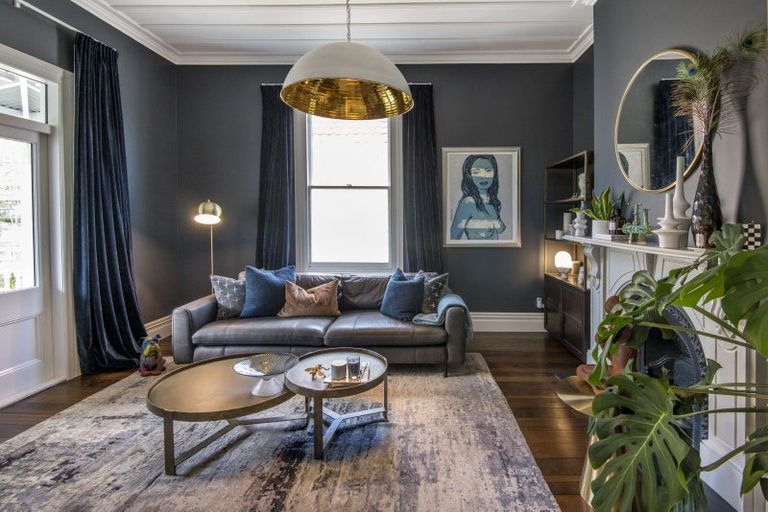 Photo of property in 11 Cheltenham Road, Devonport, Auckland, 0624