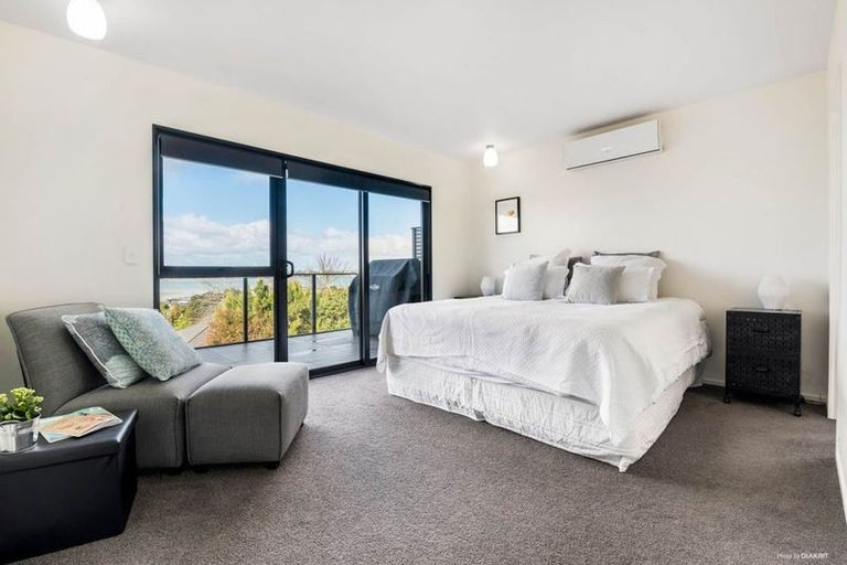 Photo of property in 68 Mcbreen Avenue, Northcote, Auckland, 0627