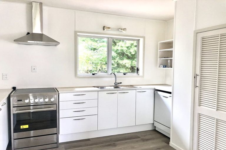 Photo of property in 16 Homestead Road, Manly, Whangaparaoa, 0930