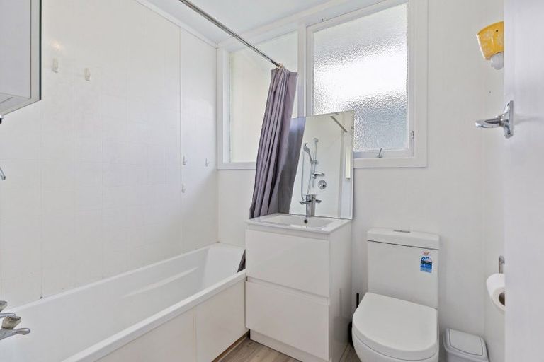 Photo of property in 12 Tee Street, Putaruru, 3411