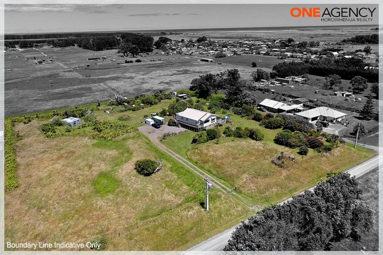 Photo of property in 42 Nuku Street, Tangimoana, 4822