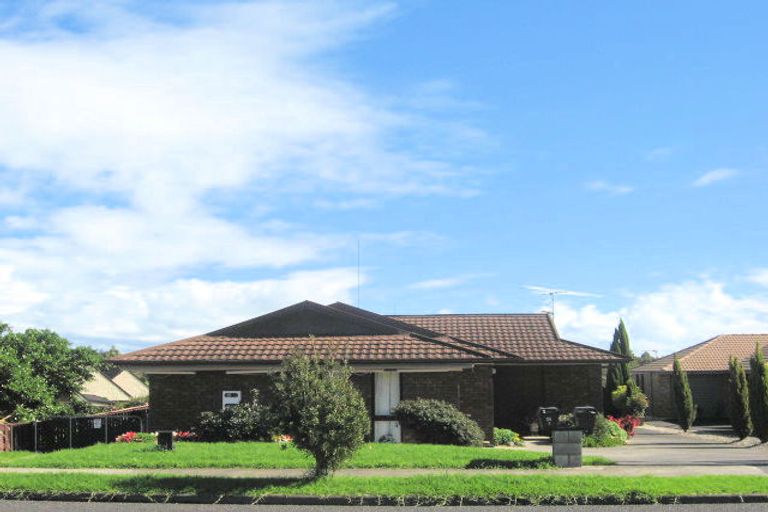 Photo of property in 2/47 Aberfeldy Avenue, Highland Park, Auckland, 2010