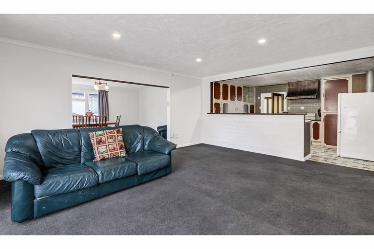 Photo of property in 15 Ivory Street, Rangiora, 7400