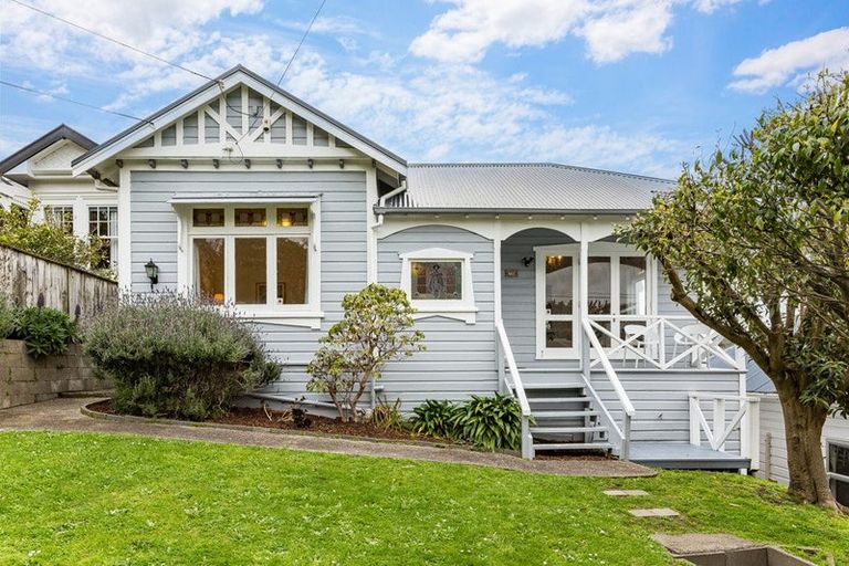 Photo of property in 71 Herald Street, Berhampore, Wellington, 6023