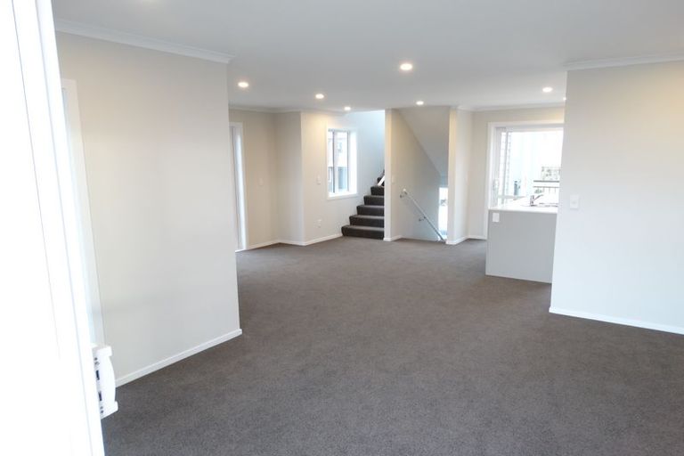 Photo of property in 102 Arrowsmith Drive, Flat Bush, Auckland, 2019