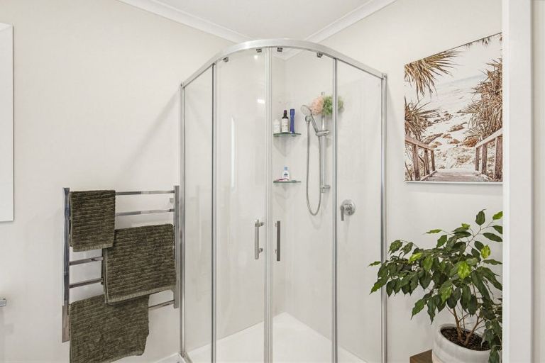Photo of property in 4 Vogel Street, Levin, 5510