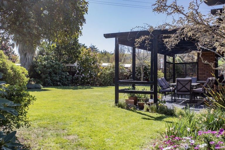 Photo of property in 2 Osborne Road, Amberley, 7410