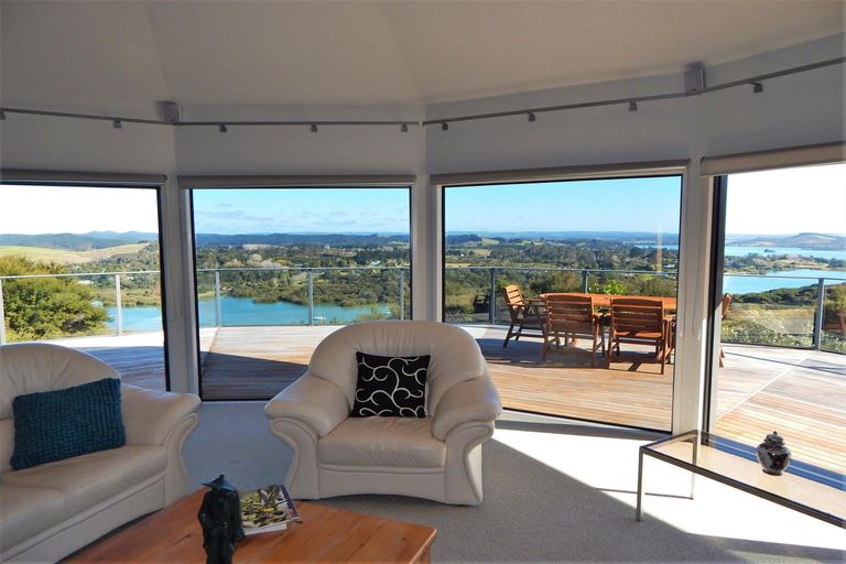 Photo of property in 329 Wharau Road, Kerikeri, 0293
