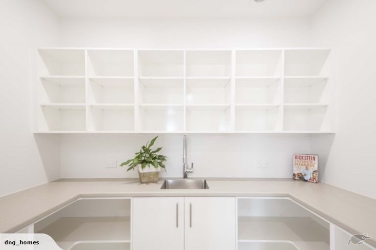 Photo of property in 134 Kupe Drive, Whitianga, 3510