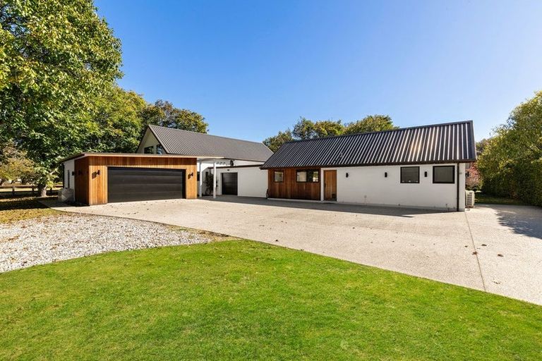 Photo of property in 13&13a Quarry Place, Lake Hayes, Queenstown, 9304