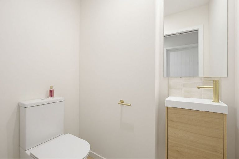 Photo of property in 6 Homestead Avenue, Twizel, 7999