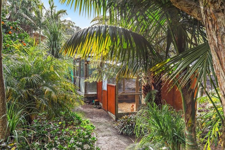 Photo of property in 43 Pohutukawa Road, Whenuapai, Auckland, 0618