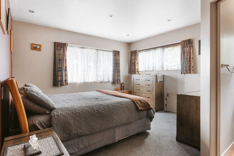 Photo of property in 16 Langstone Street, Welcome Bay, Tauranga, 3112