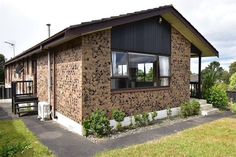 Photo of property in 1/131 Mokoia Road, Birkenhead, Auckland, 0626