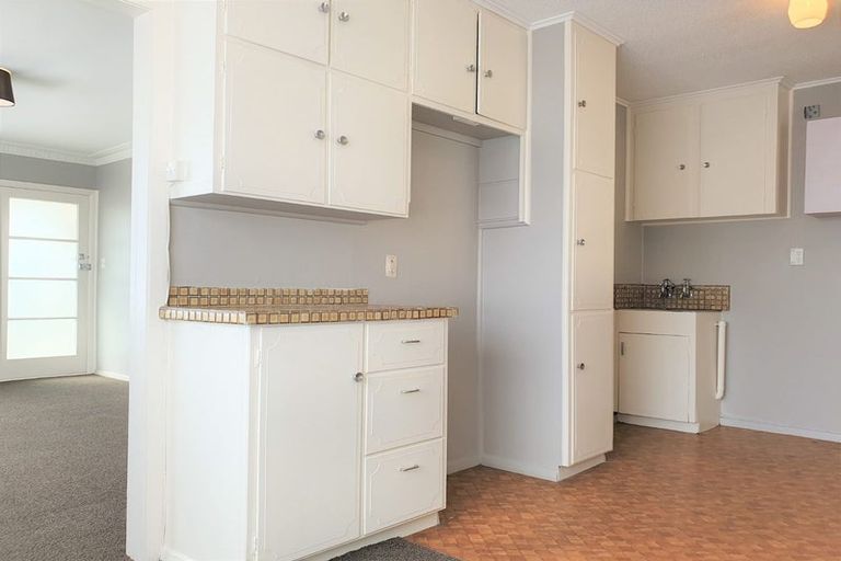 Photo of property in 21a Bauchop Road, Waterloo, Lower Hutt, 5011