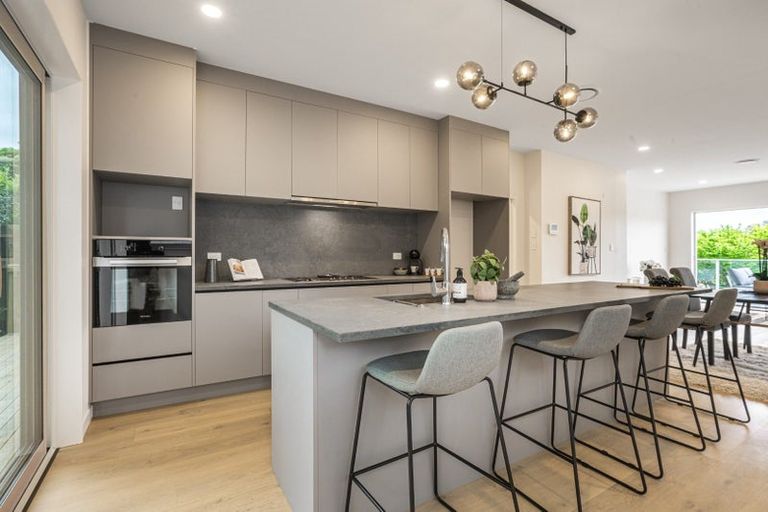 Photo of property in 55b Merriefield Avenue, Forrest Hill, Auckland, 0620
