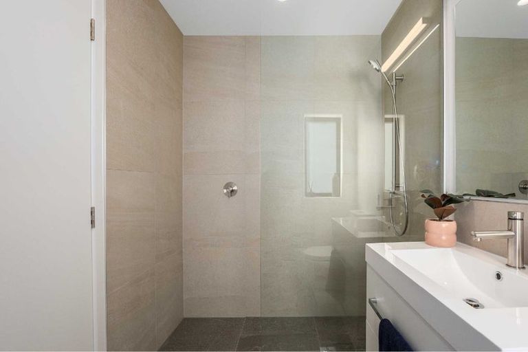 Photo of property in 79 Holystone Road, Whitby, 5024