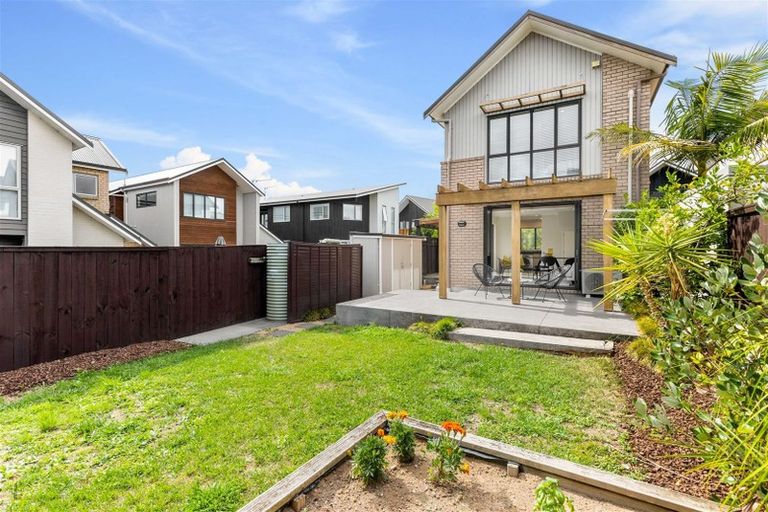 Photo of property in 5 Lester Street, Hobsonville, Auckland, 0616