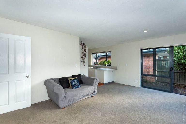 Photo of property in 69b Grafton Street, Waltham, Christchurch, 8011