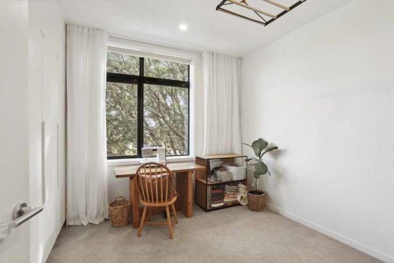 Photo of property in 45b Hudson Bay Road, Hobsonville, Auckland, 0616