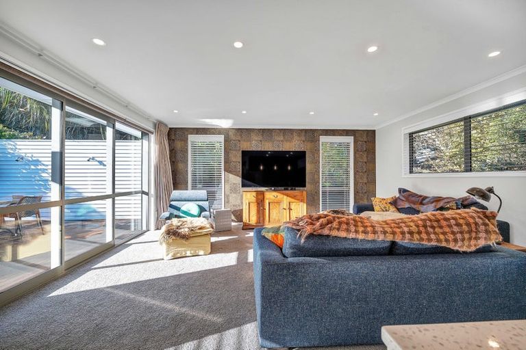 Photo of property in 83a Young Street, New Plymouth, 4310