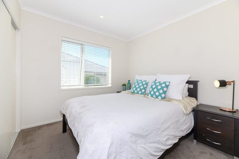 Photo of property in 11 Pitoitoi Drive, Riverhead, 0820