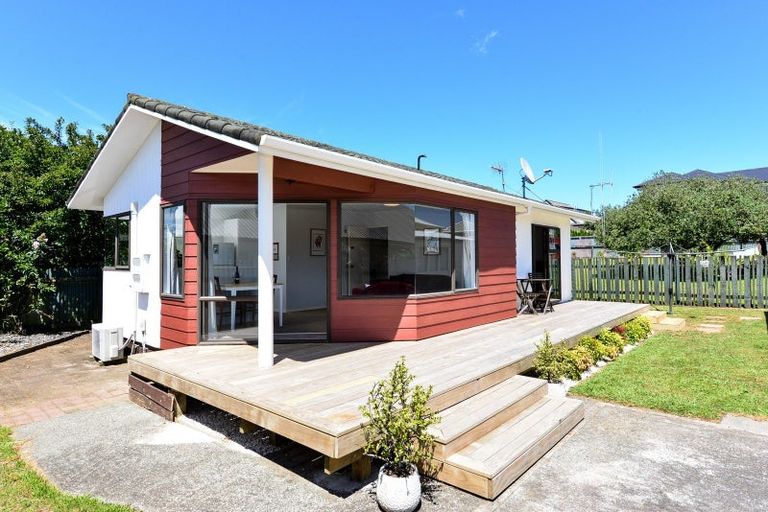 Photo of property in 100a Mansel Avenue, Hillcrest, Hamilton, 3216