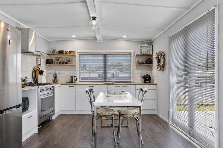 Photo of property in 14 Kauri Street, Mangakino, 3421