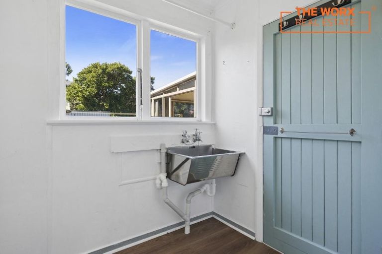 Photo of property in 136a Dimock Street, Titahi Bay, Porirua, 5022