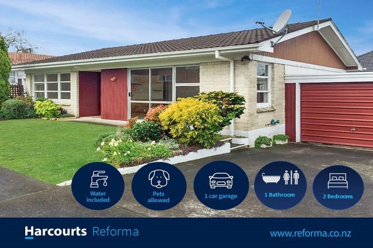 Photo of property in 2/66 Great South Road, Papakura, 2110