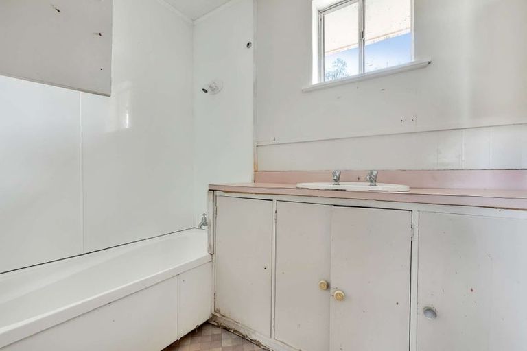 Photo of property in 122 Mallard Drive, Selwyn Heights, Rotorua, 3015