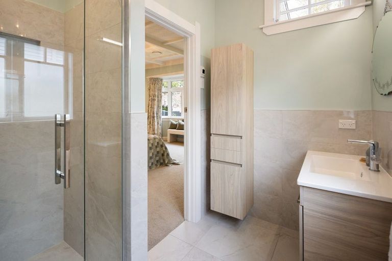 Photo of property in 74 Princes Street, Cambridge, 3434