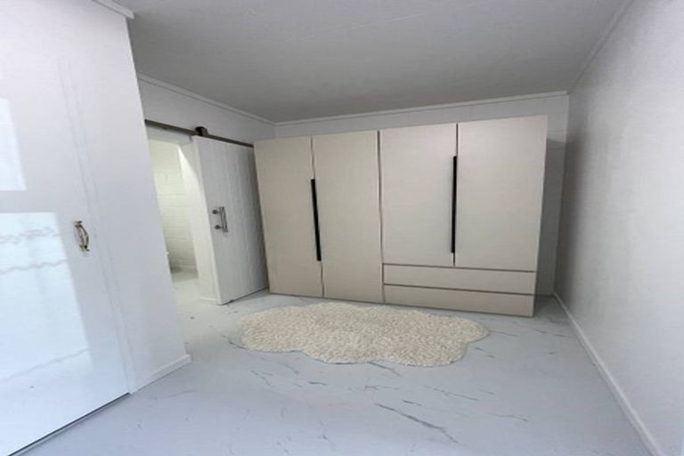 Photo of property in 3/19a Verbena Road, Birkdale, Auckland, 0626