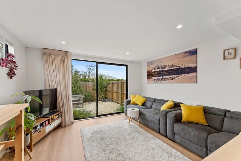 Photo of property in 6/61 Peverel Street, Riccarton, Christchurch, 8041