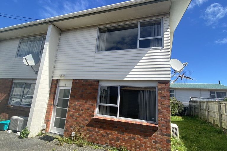 Photo of property in 3/37 Frankmoore Avenue, Johnsonville, Wellington, 6037