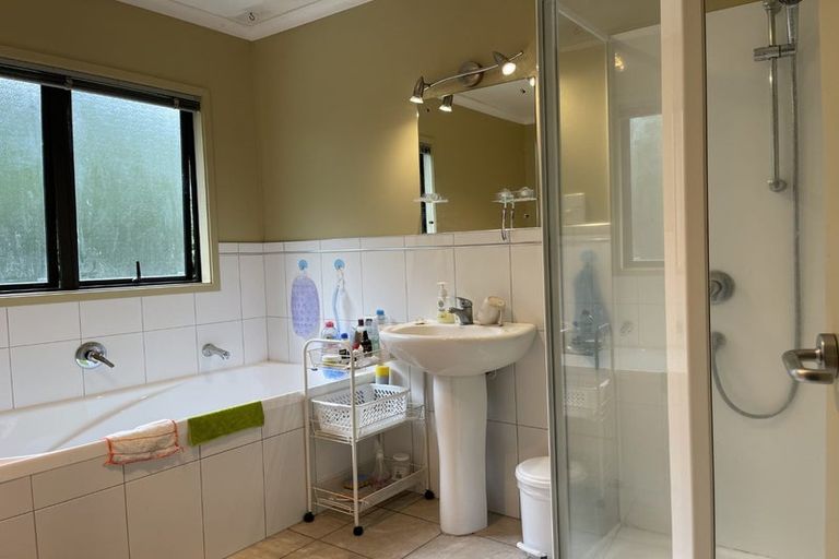 Photo of property in 54 Kristin Lane, Albany, Auckland, 0632